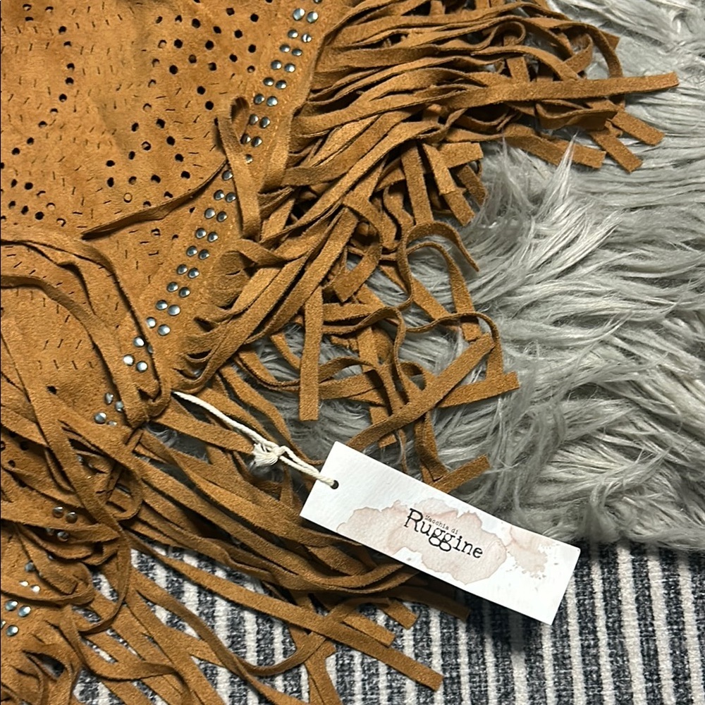 NWT Vegan Leather Fringed Camel Wrap - Picture 2 of 2